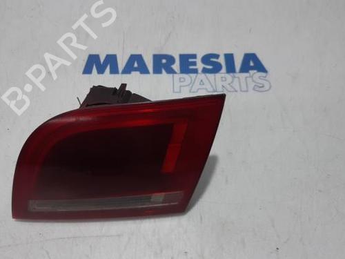 Højre baglygte AUDI A3 Sportback (8PA) 1.4 TFSI (125 hp) 31402044