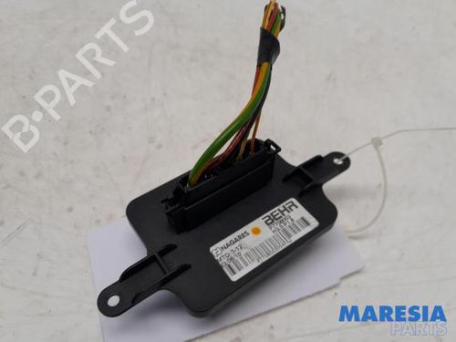 Used Electronic sensor PEUGEOT 5008 (0U_, 0E_) 1.6 16V (156 hp) 31530464