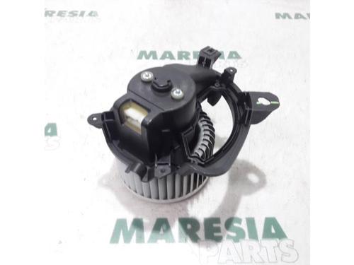 Used Heater blower motor FIAT PUNTO EVO (199_) 1.3 D Multijet (84 hp) 31439297