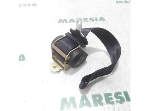 Used Rear left seatbelt PEUGEOT 307 CC (3B) 2.0 16V (140 hp) 31493088