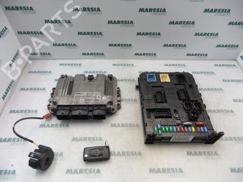 Used Engine control unit (ECU) PEUGEOT 308 SW I (4E_, 4H_) 1.6 HDi (109 hp) 31431965