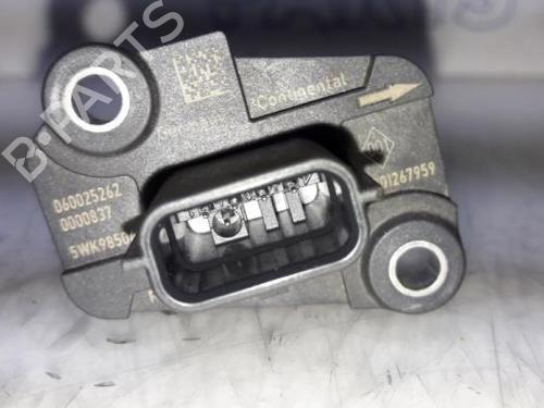Mass air flow sensor RENAULT KADJAR (HA_, HL_) 1.5 dCi 110 (HLA3) | BP31486052M95