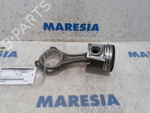 BP31415493O1 main image