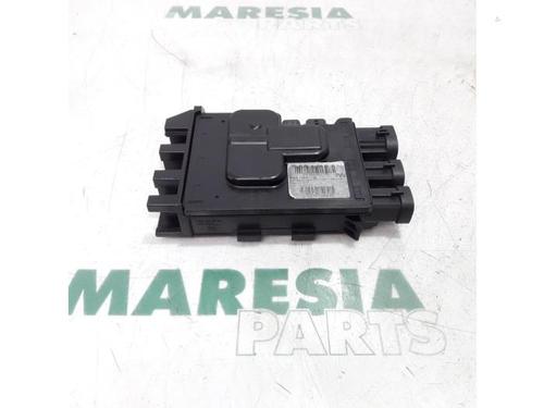 Used Control unit RENAULT SCÉNIC III (JZ0/1_) 1.6 dCi (JZ00, JZ12) (130 hp) 31389233