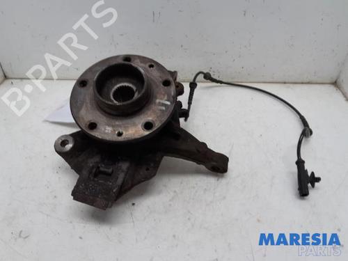 Used Left front steering knuckle Left front steering knuckle RENAULT MEGANE III Grandtour (KZ0/1) 1.4 TCe (KZ0F, KZ1V) (130 hp) 31472138 31472138