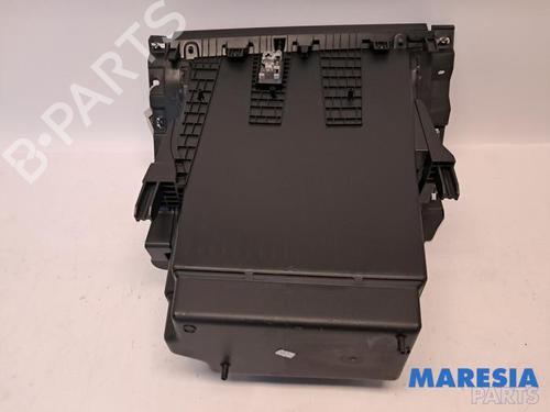 Glove box RENAULT CLIO V (B7_) 1.0 TCe 100 (B7MT) | BP31490538C95 