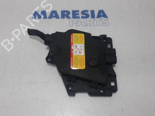 Caixa de fusíveis CITROËN DS3 (SA_) 1.6 HDi 115 (114 hp) 31522231