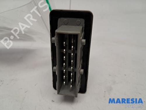 Used Electronic sensor Electronic sensor PEUGEOT 3008 I MPV (0U_) 2.0 HDi Hybrid4 (0URHCA) (200 hp) 39932660 39932660