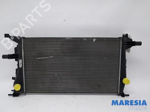 Used Water radiator Water radiator 37875633 37875633