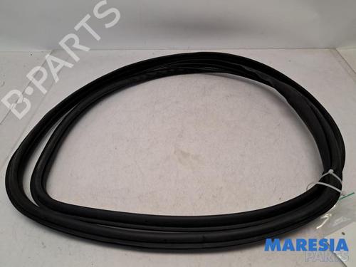 rubber-door-seal-alfa-romeo-giulietta-940_-2010-2011-2012-2013-2014-2015-2016-2017-2018-2019-2020-31498604 main image