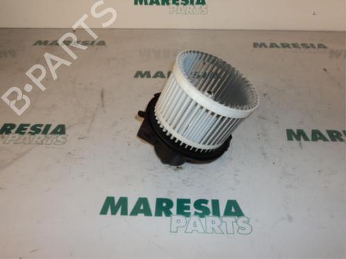Used Heater blower motor FIAT PANDA (169_) 1.2 (169.AXB11, 169.AXB1A) (60 hp) 31421909