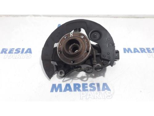 Used Right front steering knuckle Right front steering knuckle PEUGEOT 308 SW II (LC_, LJ_, LR_, LX_, L4_) 1.6 BlueHDi 120 (120 hp) 31462207 31462207