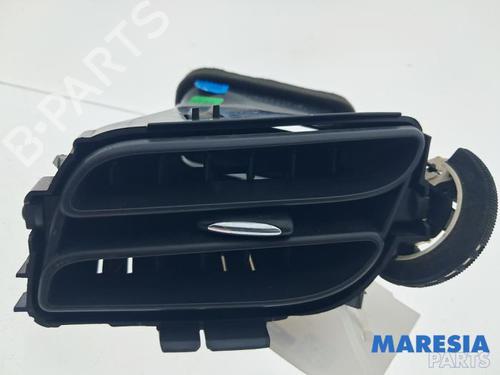 Used Air vent Air vent CITROËN C3 II (SC_) 1.2 VTi 82 (82 hp) 34496450 34496450