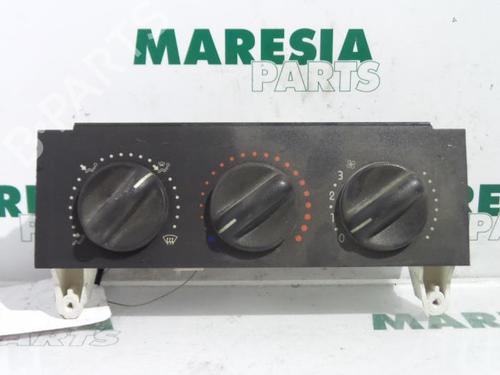 Used Climate control RENAULT KANGOO Express (FC0/1_) D 65 1.9 (FC0E, FC02, FC0J, FC0N) (64 hp) 31529542