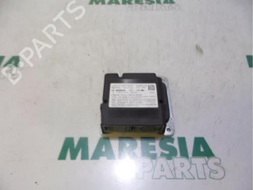 Used ECU airbags ECU airbags FIAT DOBLO Cargo (263_) 1.6 D Multijet (263WXD1B, 263WXR1B, 263WXX1B, 263ZXD1B,... (105 hp) 31425423 31425423