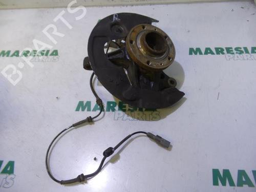 Used Right front steering knuckle Right front steering knuckle PEUGEOT 308 II (LB_, LP_, LW_, LH_, L3_) 1.6 BlueHDi 120 (120 hp) 31456126 31456126