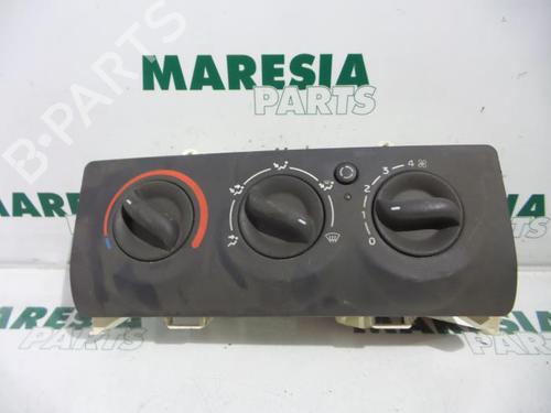 climate-control-renault-clio-ii-bb_-cb_-1998-1999-2000-2001-2002-2003-2004-2005-2006-2007-2008-2009-2010-2011-2012-2013-2014-2015-2016-31424200 main image