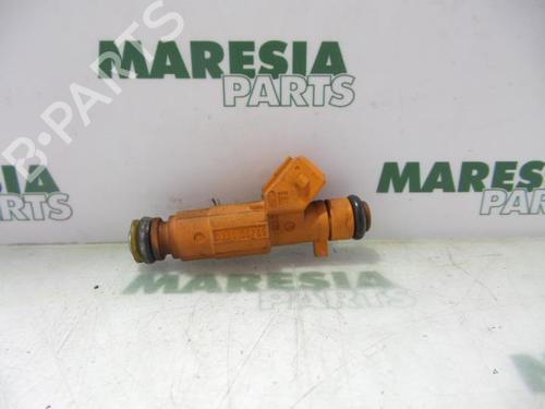 Used Injector ALFA ROMEO 156 (932_) 1.8 16V T.SPARK (932.A3) (144 hp) 31518117