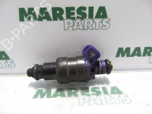 Used Injector RENAULT CLIO II (BB_, CB_) 1.6 (B/CB0D, BB00) (90 hp) 31531384