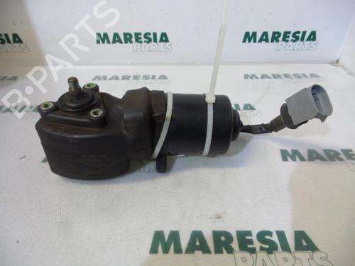 Used Front wiper motor RENAULT LAGUNA I (B56_, 556_) 2.0 (B56C/H/N) (113 hp) 31456230