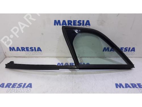 Vidro triangular frente esquerdo CITROËN C3 II (SC_) 1.6 HDi (92 hp) 31536292