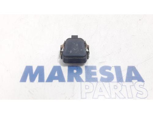 electronic-sensor-peugeot-508-sw-i-8e_-2010-2011-2012-2013-2014-2015-2016-2017-2018-31470338 main image