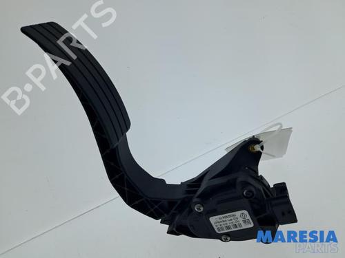 Used Pedal Pedal 38090678 38090678