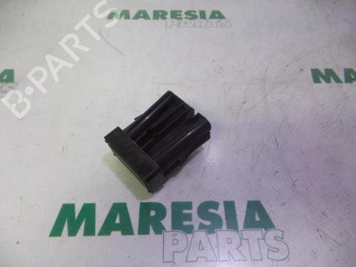 Used Electronic sensor CITROËN C5 III (RD_) 3.0 HDi 240 (RDX8CA) (241 hp) 31445777