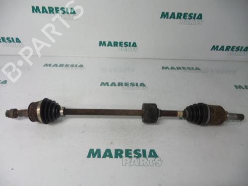 Used Right front driveshaft Right front driveshaft FIAT PUNTO (188_) 1.2 60 (188.030, .050, .130, .150, .230, .250) (60 hp) 31424832 31424832