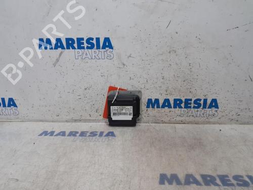 Used ECU airbags PEUGEOT 208 I (CA_, CC_) 1.2 VTI 82 (82 hp) 31390470