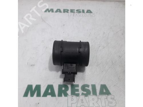 Used Mass air flow sensor LANCIA DELTA III (844_) 1.6 D Multijet (844.AXC11, 844.AXC1A) (120 hp) 31446951