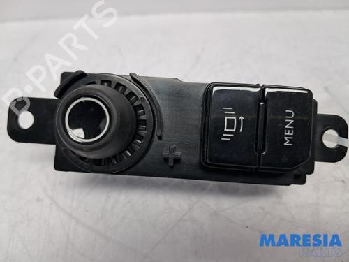 Used Control unit PEUGEOT 208 I (CA_, CC_) 1.0 VTi (68 hp) 31441878