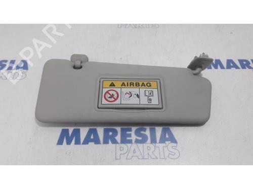 right-sun-visor-renault-clio-iv-grandtour-kh_-2012-2013-2014-2015-2016-2017-2018-2019-2020-2021-31417261 main image
