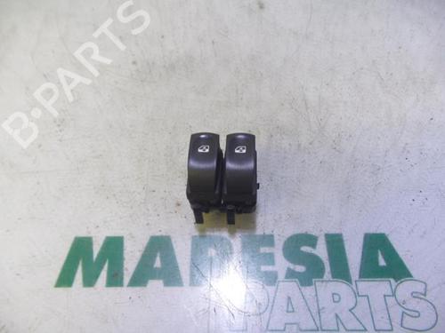 Used Switch RENAULT CLIO III (BR0/1, CR0/1) 1.4 16V (98 hp) 31464786