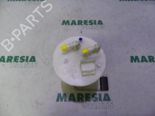 Used Fuel pump FIAT IDEA (350_) 1.3 D Multijet (90 hp) 31411922