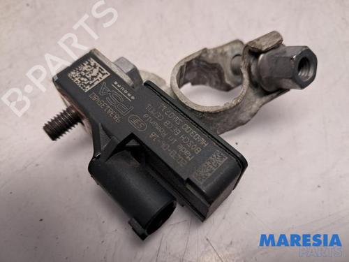 Used Electronic sensor PEUGEOT 5008 II (MC_, MJ_, MR_, M4_) 1.2 THP (MRHNYH, MRHNYW, MRHNSJ, MRHNSU, MRHNSM) (131 hp) 31408398