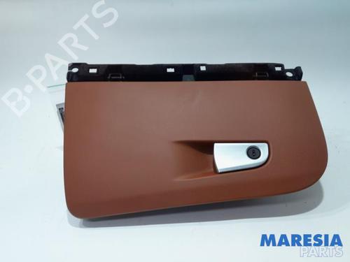 Used Glove box ALFA ROMEO GIULIA (952_) 2.0 (952ACA25) (280 hp) 31490924