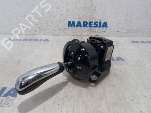 Selector da caixa FIAT 500 (312_) 1.2 (312AXA1A) (69 hp) 31430378