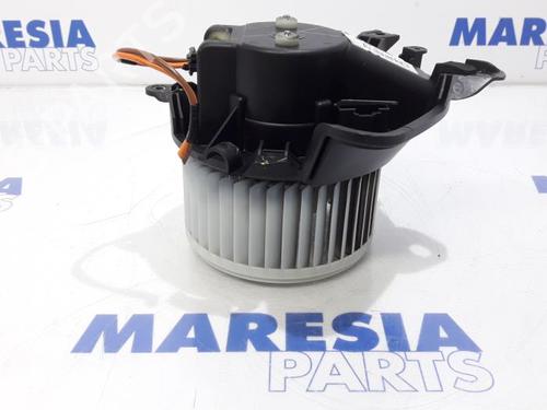 Used Heater blower motor FIAT DOBLO Cargo (263_) 1.3 D Multijet (75 hp) 31494807