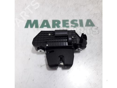 electronic-module-peugeot-3008-i-mpv-0u_-2009-2010-2011-2012-2013-2014-2015-2016-2017-31511540 main image