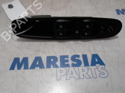 Used Switch FIAT PUNTO (199_) 0.9 (101 hp) 31473601