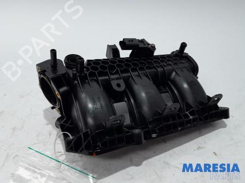 Used Injection rail PEUGEOT 308 II (LB_, LP_, LW_, LH_, L3_) 1.2 THP 130 (131 hp) 31466411