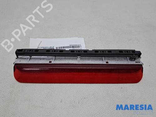 Used Third brake light FIAT 500 (312_) 1.2 (312AXA1A) (69 hp) 32484780