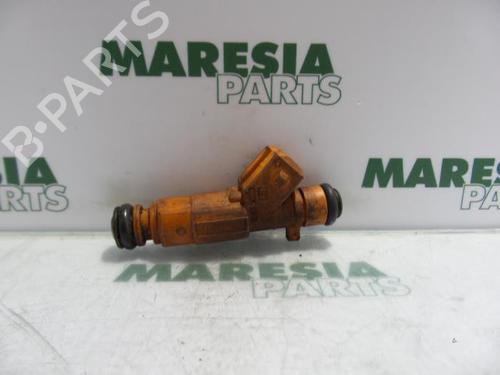 Used Injector ALFA ROMEO 156 (932_) 1.6 16V T.SPARK (932A4) (112 hp) 31495090