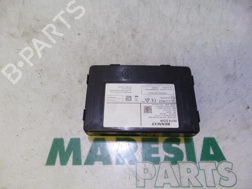 Used Control unit RENAULT MEGANE III Hatchback (BZ0/1_, B3_) 1.5 dCi (BZ09, BZ0D, BZ1W, BZ29, BZ14) (110 hp) 31446483