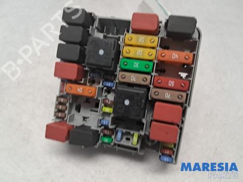 Used Fuse box FIAT PUNTO EVO (199_) 1.4 16V (105 hp) 31481312