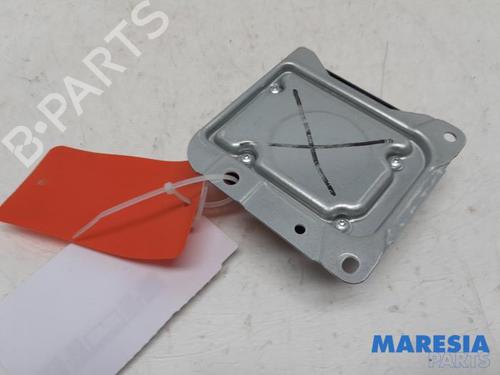 Used ECU airbags CITROËN C4 CACTUS 1.2 VTi 82 (82 hp) 31418011