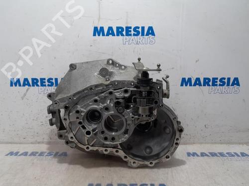 manual-gearbox-for-parts-peugeot-208-i-ca_-cc_-2012-2013-2014-2015-2016-2017-2018-2019-2020-2021-31441123 main image