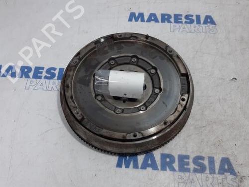 Used Flywheel CITROËN C3 Picasso (SH_) 1.2 THP 110 (SHHNZ6) (110 hp) 31525950