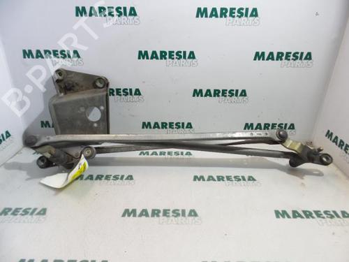 Used Front wipers mechanism PEUGEOT 306 Hatchback (7A, 7C, N3, N5) 1.9 D (69 hp) 31462877